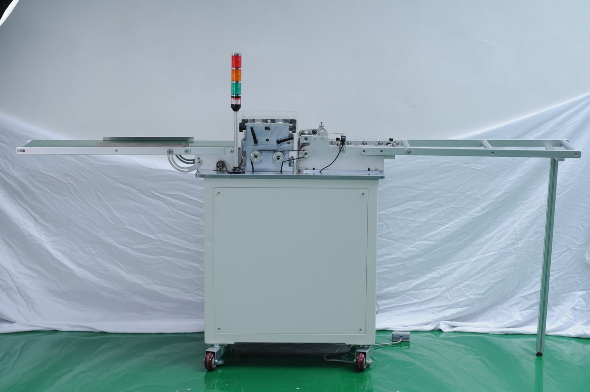 1200 millimeters long PCB Depaneling Machine